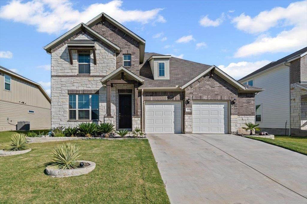 Living area at 3004 Ottaviano Way - 4 bed 3 bath home