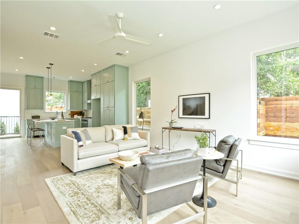 View 3004 S 5th St Unit #A in Garden Oaks Sec 01 3004 S 5th St Unit #A - front exterior - Luxury home in Garden Oaks Sec 01, Austin, TX