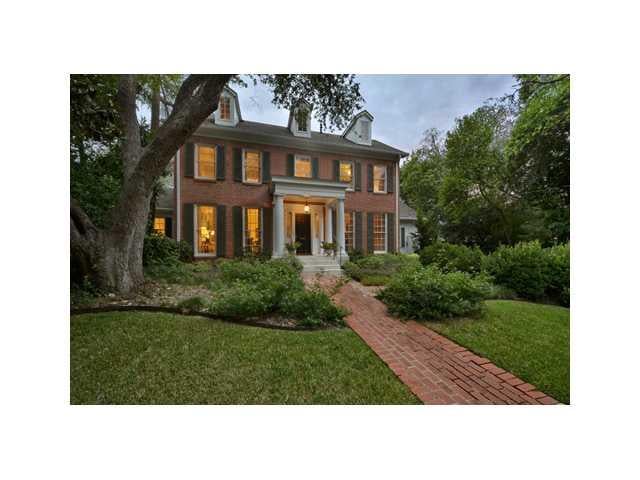 View 3005 Bowman Ave in Tarrytown 3005 Bowman Ave - property photo 1 - Luxury home in Tarrytown, Austin, TX