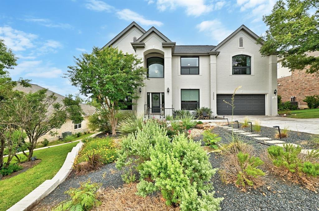 View 3005 Brittany Point LN in Lake Pointe 3005 Brittany Point LN - property photo 1 - Luxury home in Lake Pointe, Austin, TX