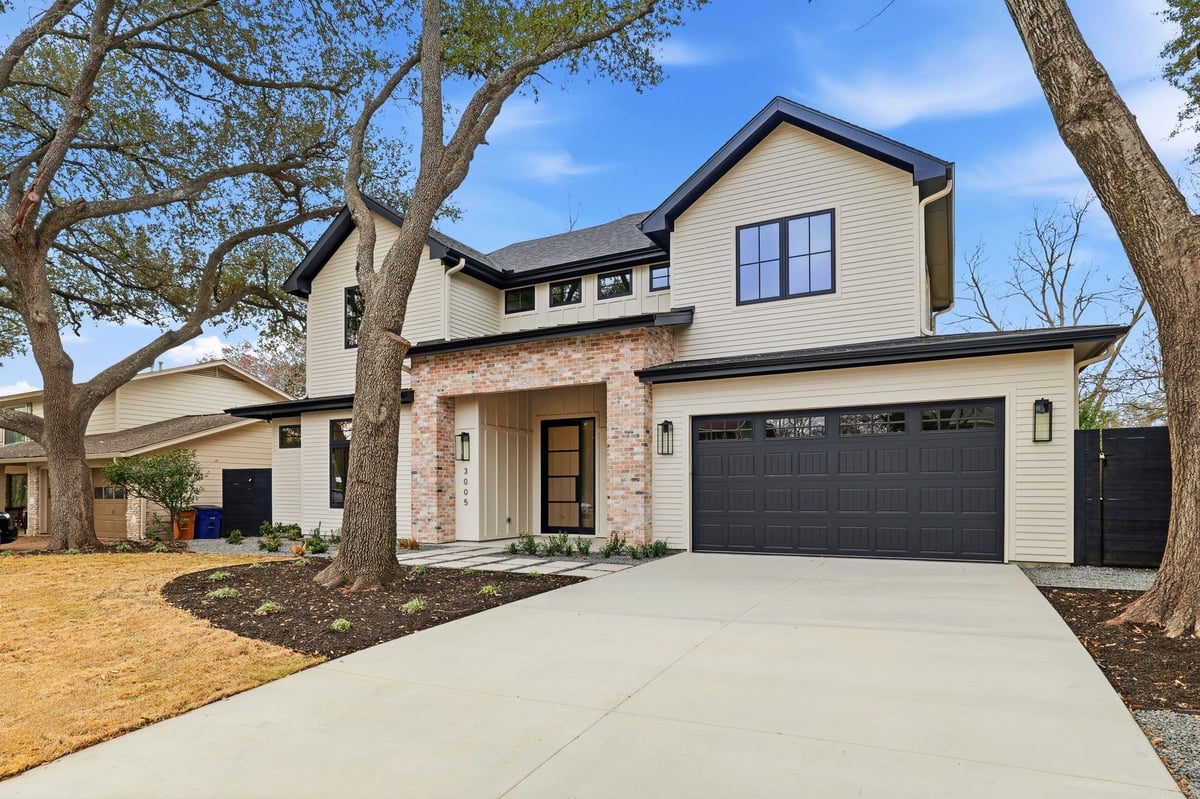 3005 Silverleaf Dr - front exterior - Luxury home in Allandale Park Sec 06, Austin, TX