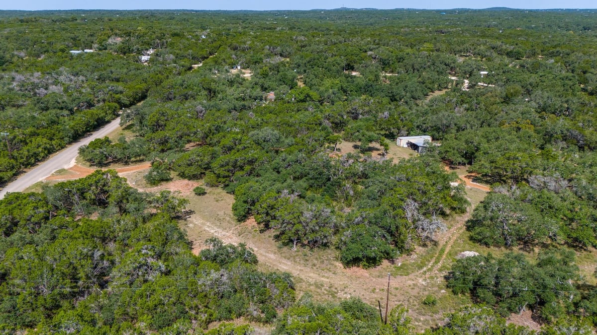 View 301 Misti Ln in Rolling Oaks Sec 3 301 Misti Ln - property photo 1 - Luxury home in Rolling Oaks Sec 3, Driftwood, TX