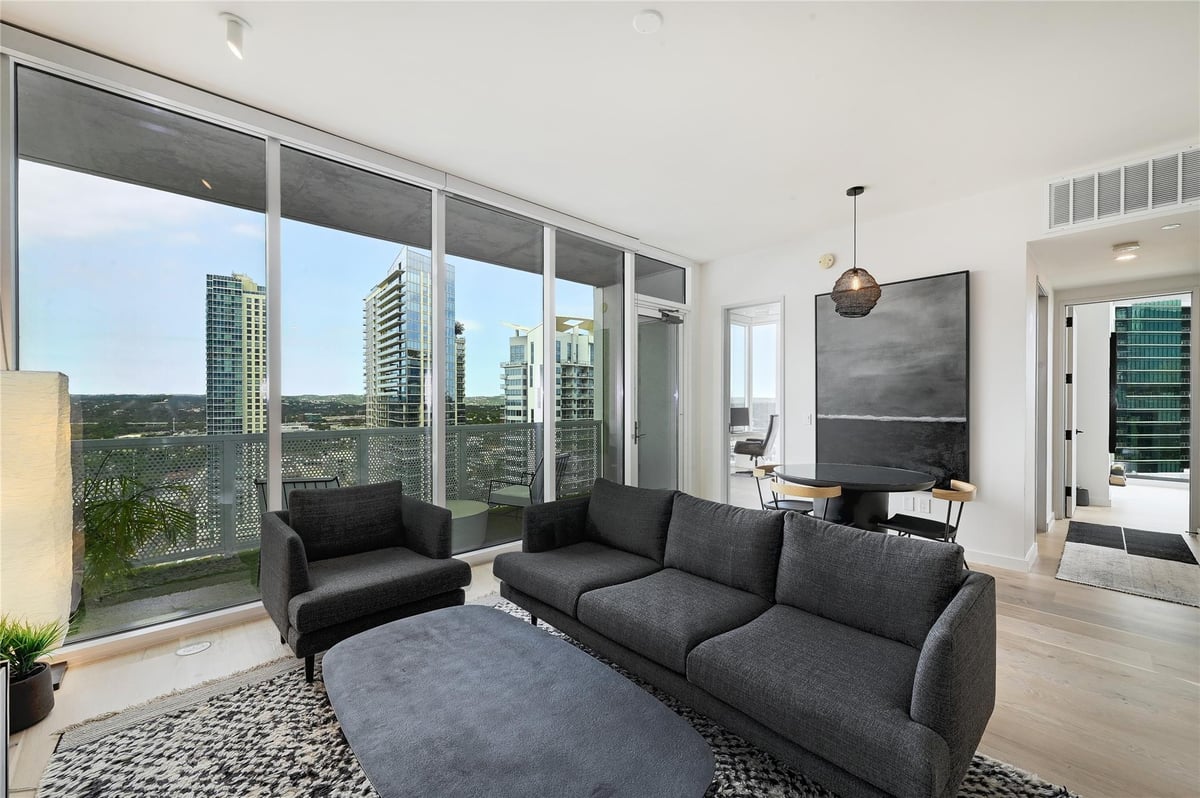 301 West Ave Unit #2201 - front exterior - Luxury home in INDEPENDENT CONDOMINIUMS, Austin, TX