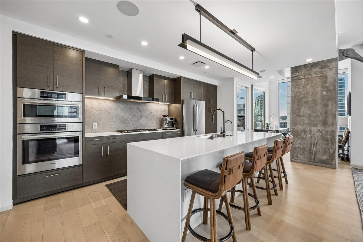 Living area at 301 West Ave Unit #1004 - 2 bed 2 bath home