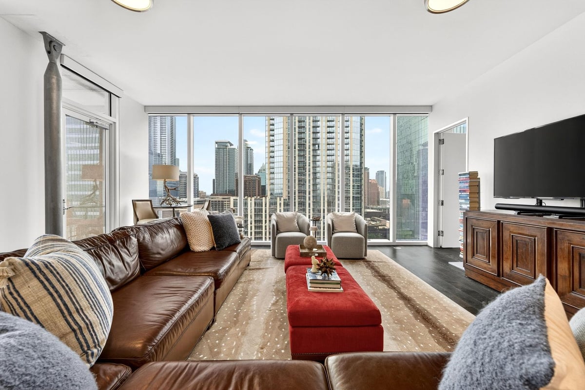 View 301 West Ave Unit #1804 in Independent Condos 301 West Ave Unit #1804 - front exterior - Luxury home in Independent Condos, Austin, TX