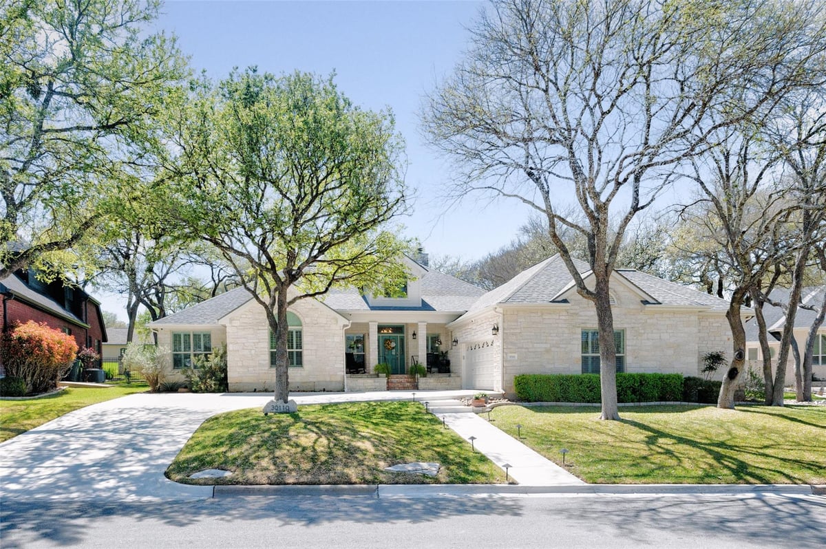 30110 Torrey Pines CIR - front exterior - Luxury home in Berry Creek Sec 02, Georgetown, TX