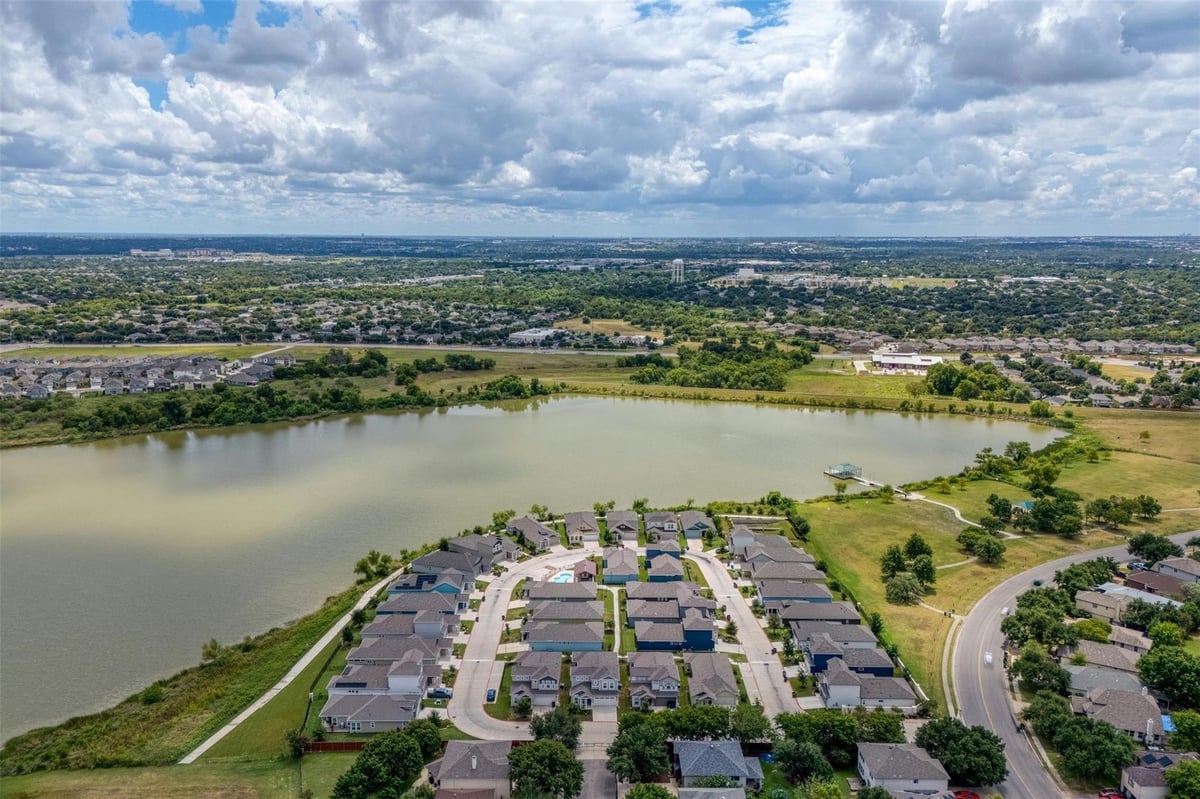 View 3017 Settlement Dr Unit #24 in Cottages/Meadowlake Condos 3017 Settlement Dr Unit #24 - front exterior - Luxury home in Cottages/Meadowlake Condos, Round Rock, TX