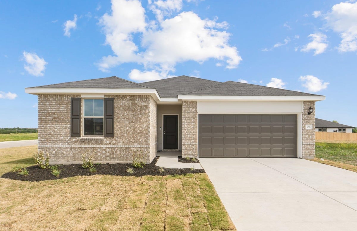 View 3019 Titus CT in County View 3019 Titus CT - front exterior - Luxury home in County View, Temple, TX