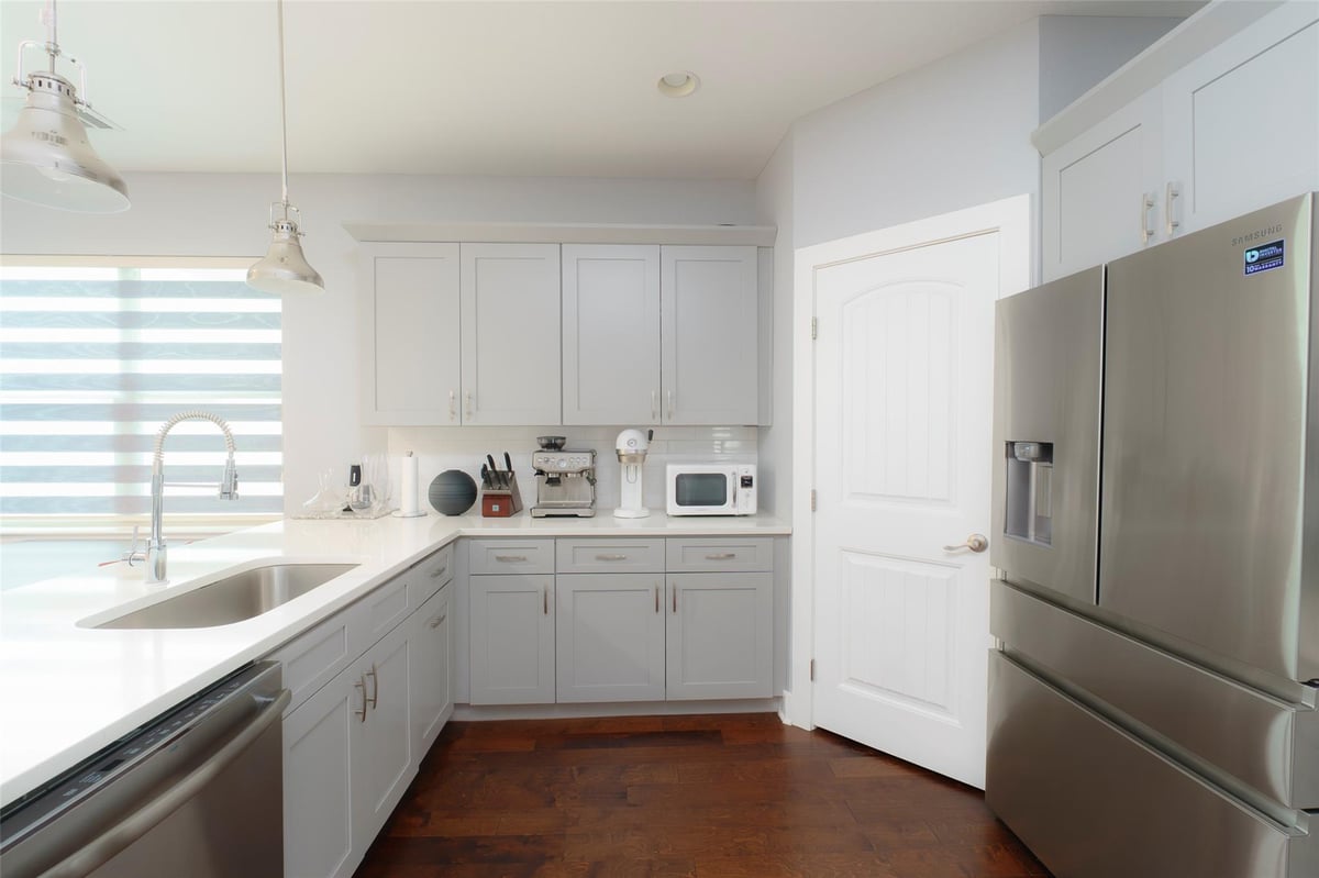 Kitchen at 302 Delmar Ave Unit #B - 3 bed 2 bath home