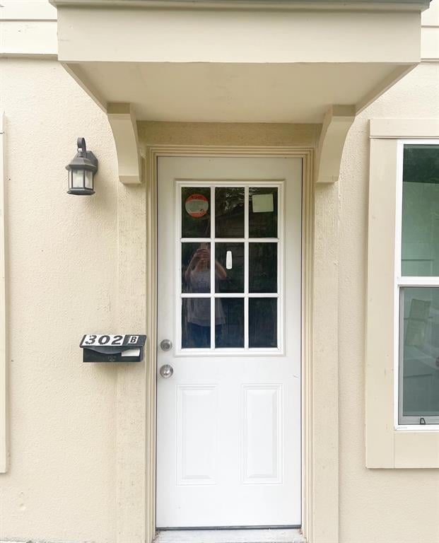 View 302 E 32nd ST Unit #B in Steck E L 302 E 32nd ST Unit #B - property photo 1 - Luxury home in Steck E L, Austin, TX