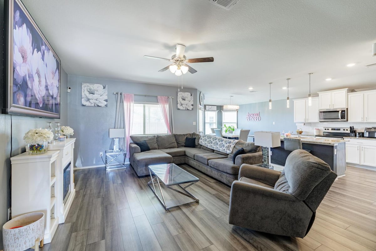 Primary bedroom at 302 Paddock Ln - 4 bed 2 bath home