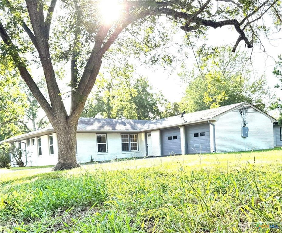 View 302 Smith ST in Kings Add 09 302 Smith ST - front exterior - Luxury home in Kings Add 09, Gonzales, TX