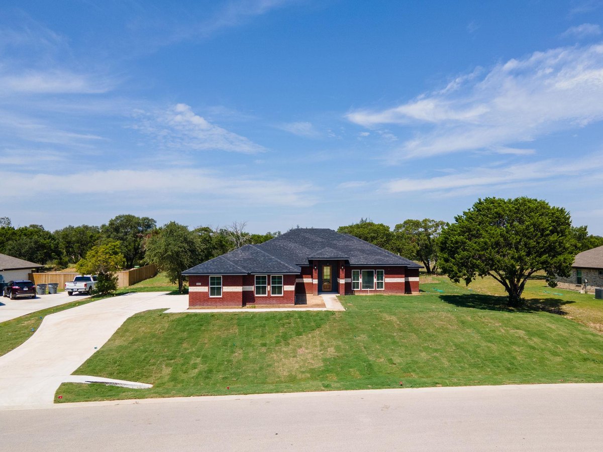 View 3025 Millhouse Rd in Clear Creek Estates 3025 Millhouse Rd - front exterior - Luxury home in Clear Creek Estates, Copperas Cove, TX