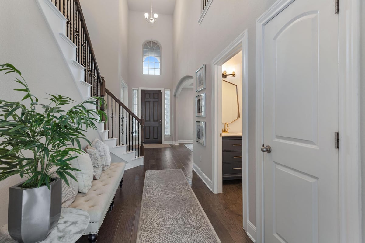 Living area at 3028 Silvergrass Cv - 5 bed 4 bath home
