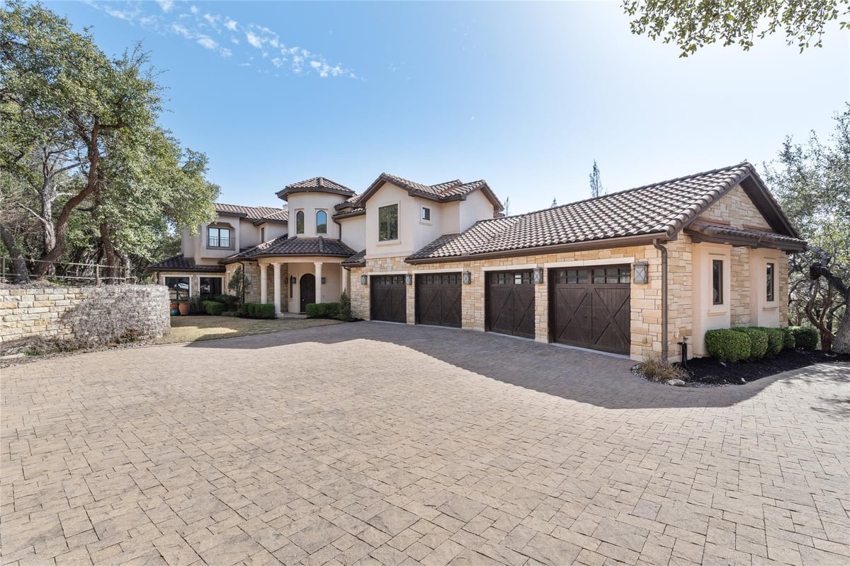 View 303 Camino Arbolago ST in Arbolago 303 Camino Arbolago ST - property photo 1 - Luxury home in Arbolago, Lakeway, TX