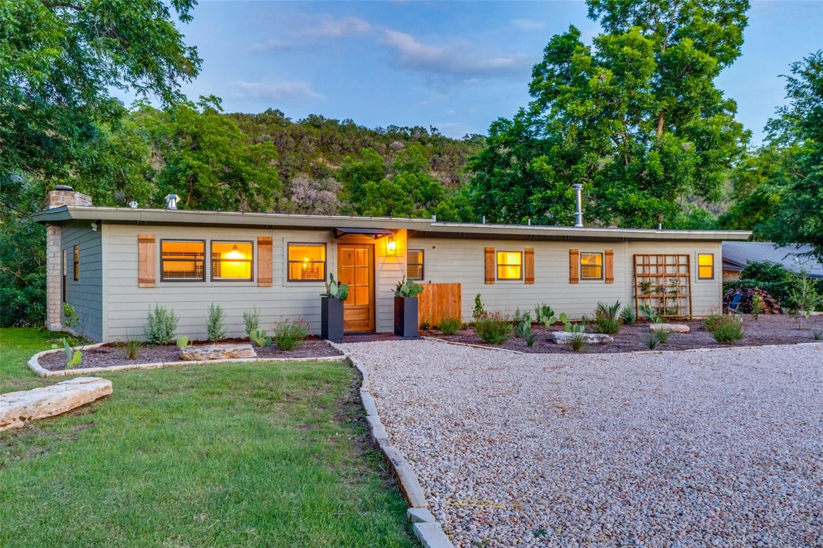 View 303 Lago Verde RD in Rio Vista Add 303 Lago Verde RD - front exterior - Luxury home in Rio Vista Add, Austin, TX
