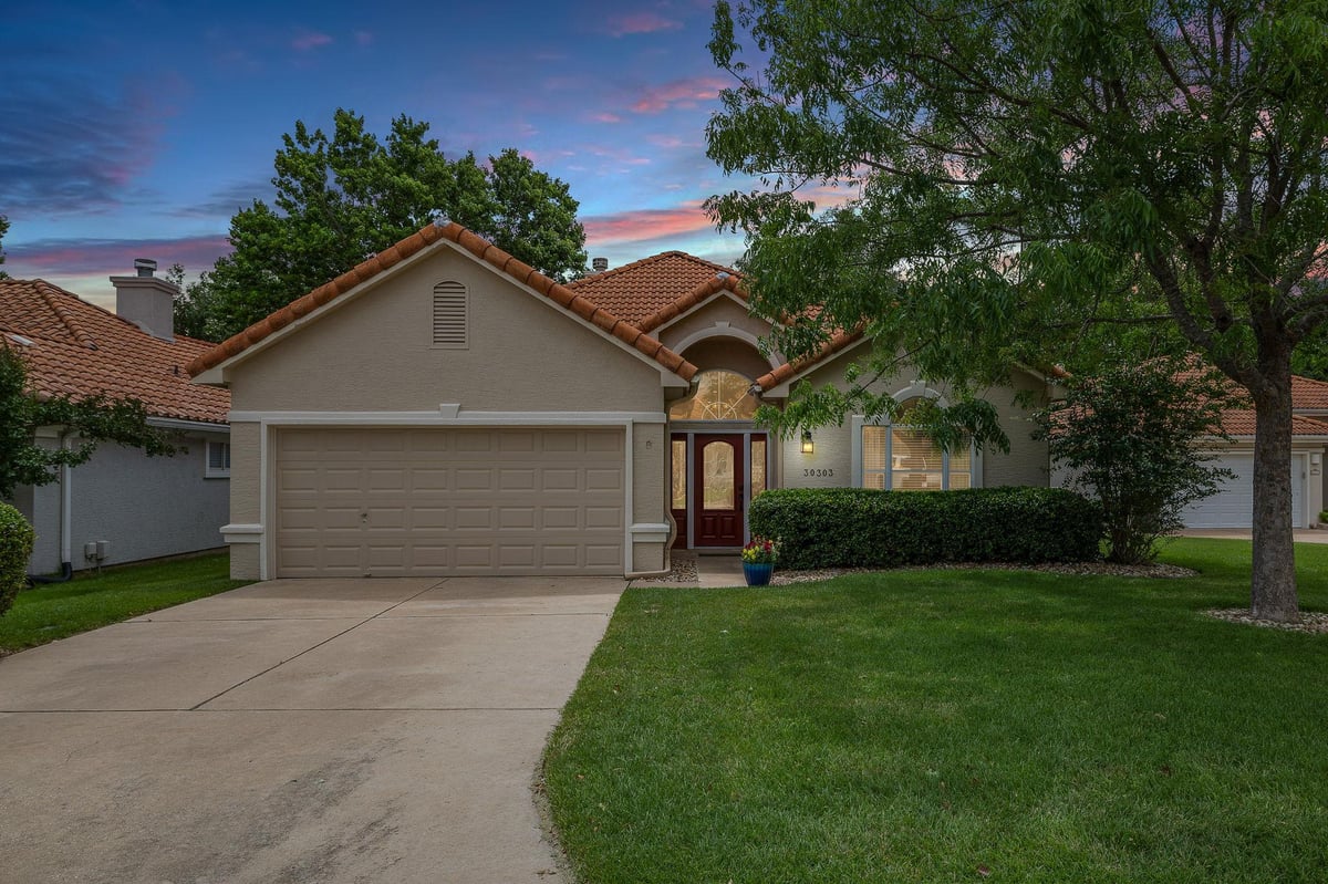 30303 Briarcrest DR - front exterior - Luxury home in Berry Creek Sec 04, Georgetown, TX