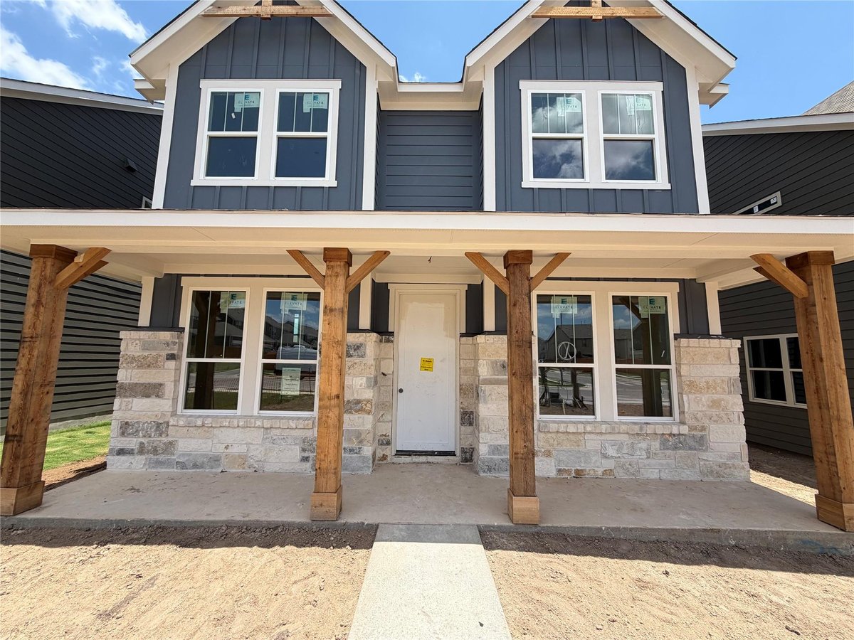 View 304 Leeland DR in Lariat 304 Leeland DR - front exterior - Luxury home in Lariat, Liberty Hill, TX