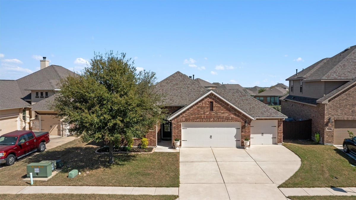 Living area at 304 Miracle Rose Way - 4 bed 3 bath home