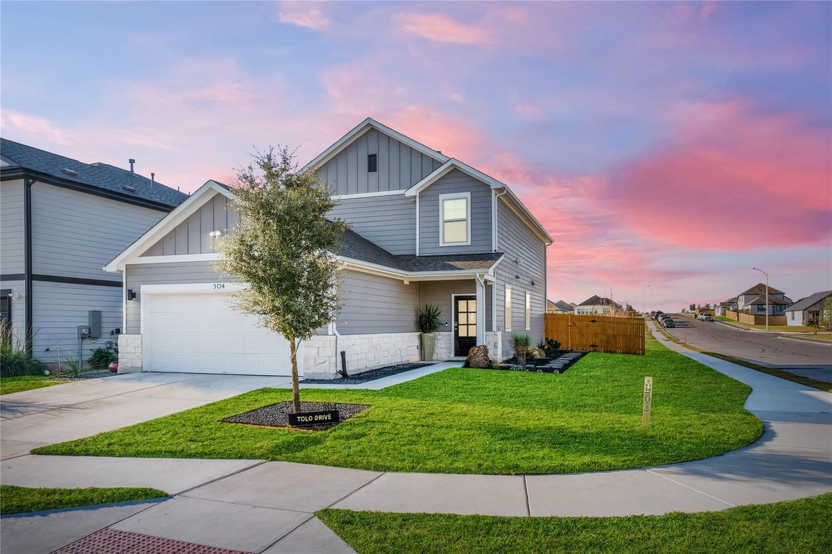 View 304 Tolo Dr in Trinity Ranch Ph 1 Sec 2 304 Tolo Dr - front exterior - Luxury home in Trinity Ranch Ph 1 Sec 2, Elgin, TX