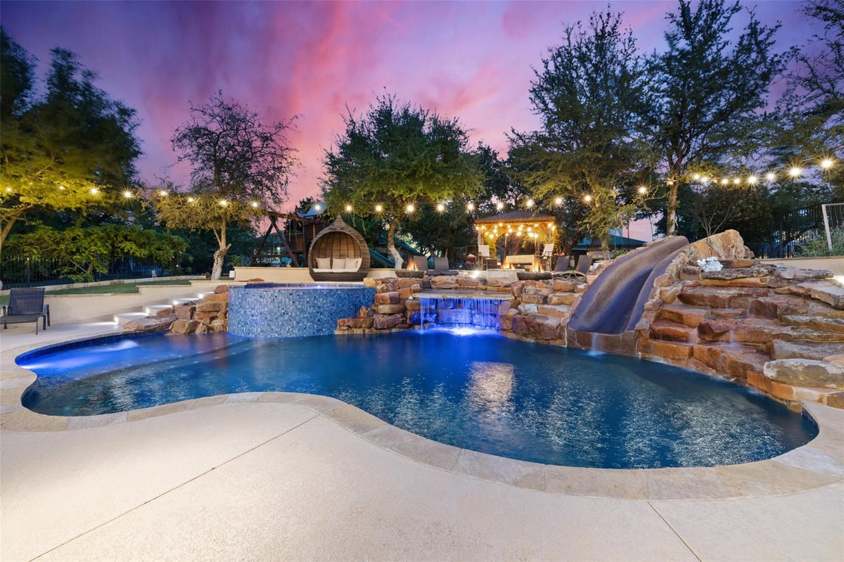 View 305 Duffy Ln in Lakeway Highlands Ph 01 Sec 01 305 Duffy Ln - front exterior - Luxury home in Lakeway Highlands Ph 01 Sec 01, Austin, TX
