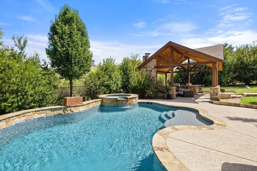305 Enchanted Hilltop Way - front exterior - Luxury home in Rough Hollow (Lakeway Highlands), Austin, TX