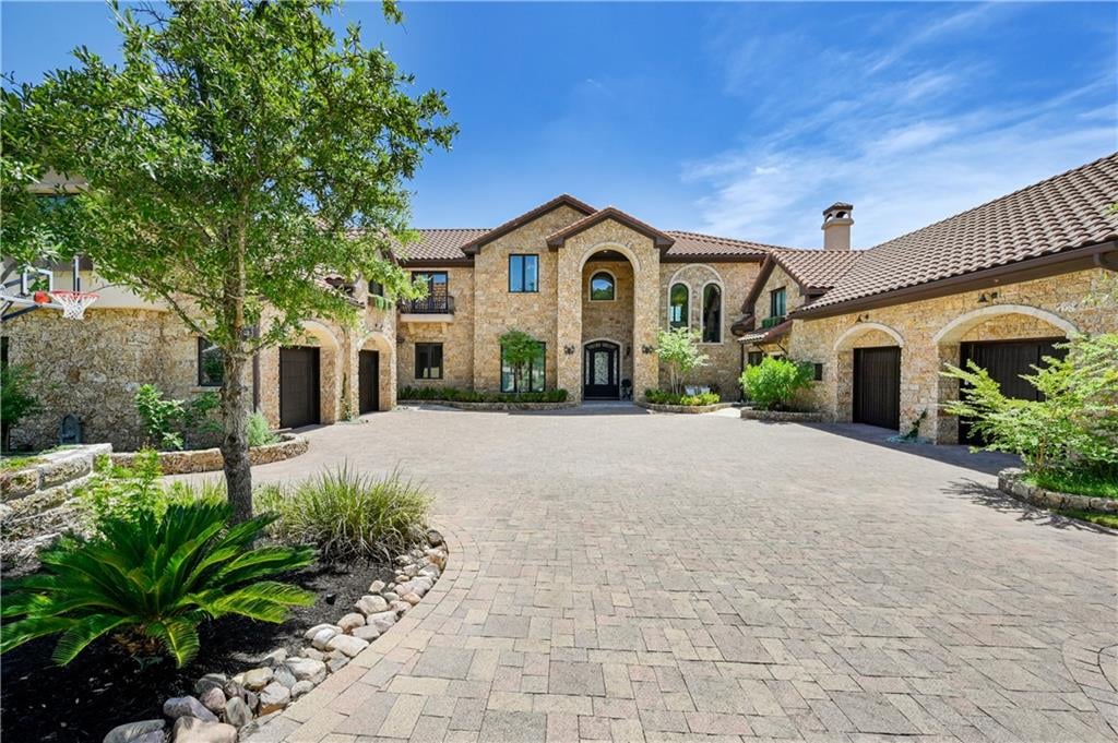 View 305 Marly WAY in Seven Oaks Sec 05 305 Marly WAY - front exterior - Luxury home in Seven Oaks Sec 05, Austin, TX