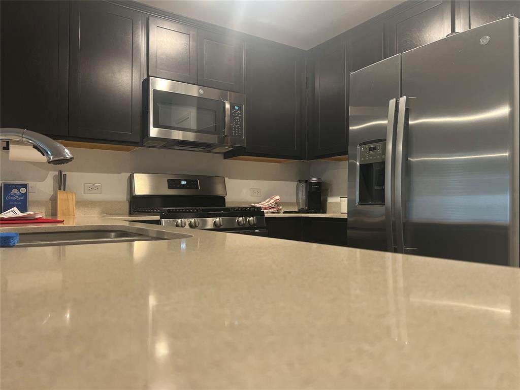Kitchen at 305 Mica Trl - 6 bed 2 bath home