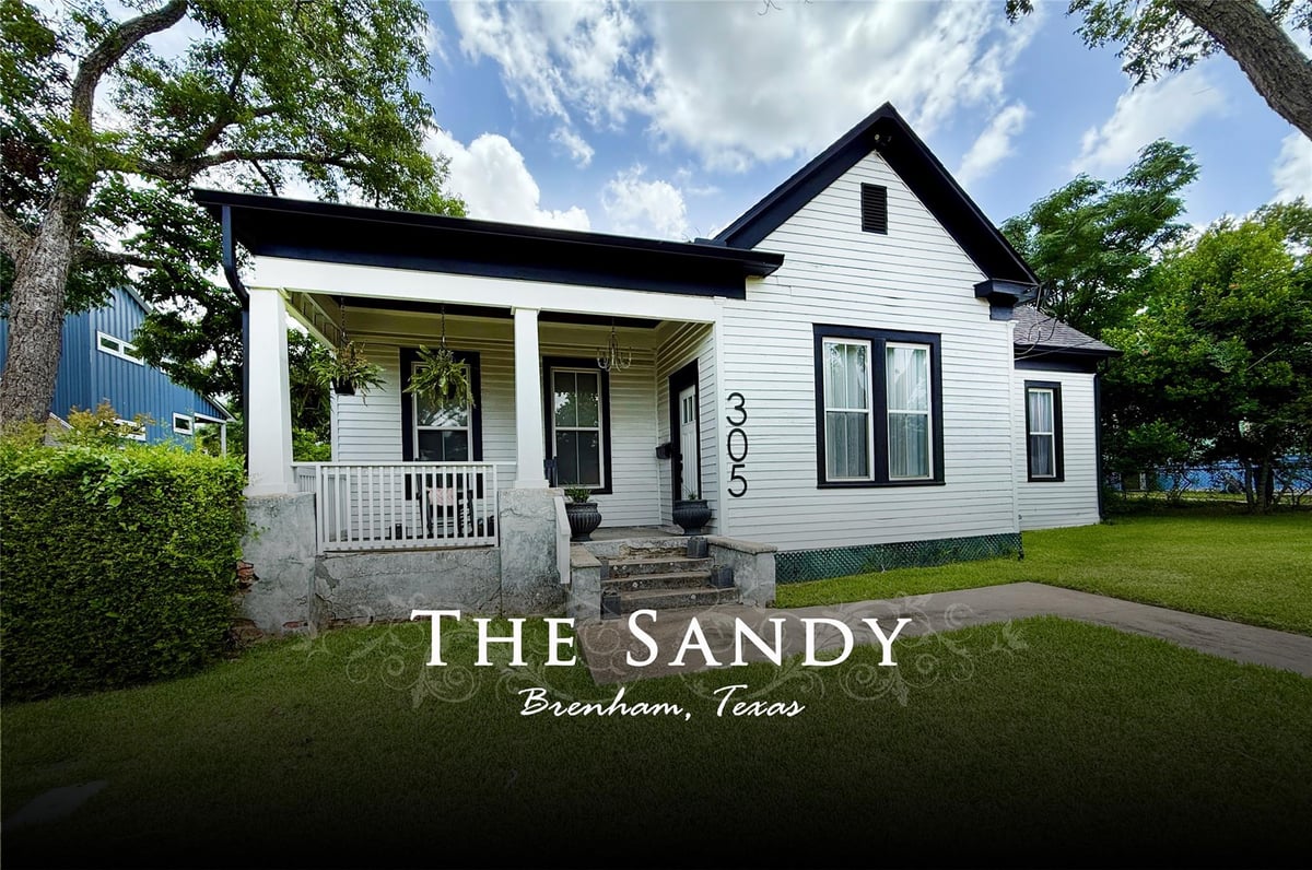 View 305 W Alamo ST in Brenham 305 W Alamo ST, photo 1, Brenham, Brenham, TX