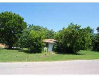 View 305 Walker ST 305 Walker ST - front exterior - Luxury lot in Smithville, TX