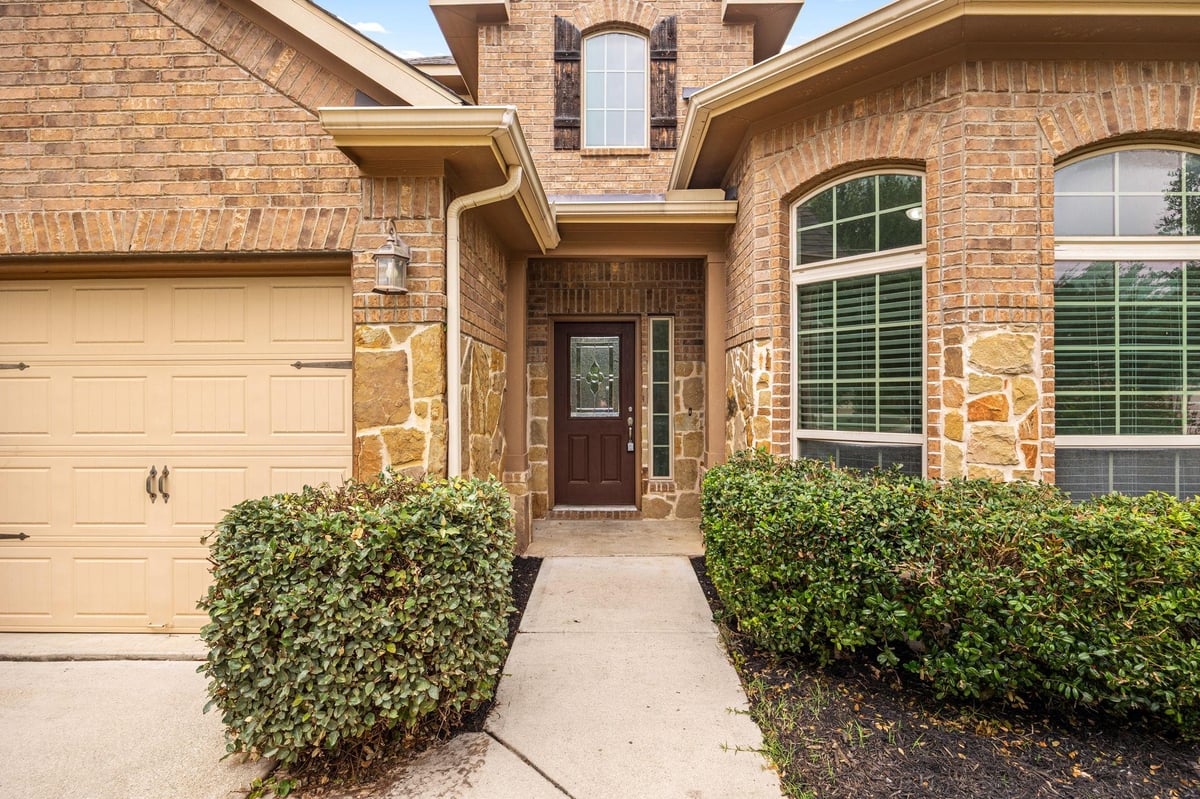 Kitchen at 3057 Agave Loop - 5 bed 3 bath home