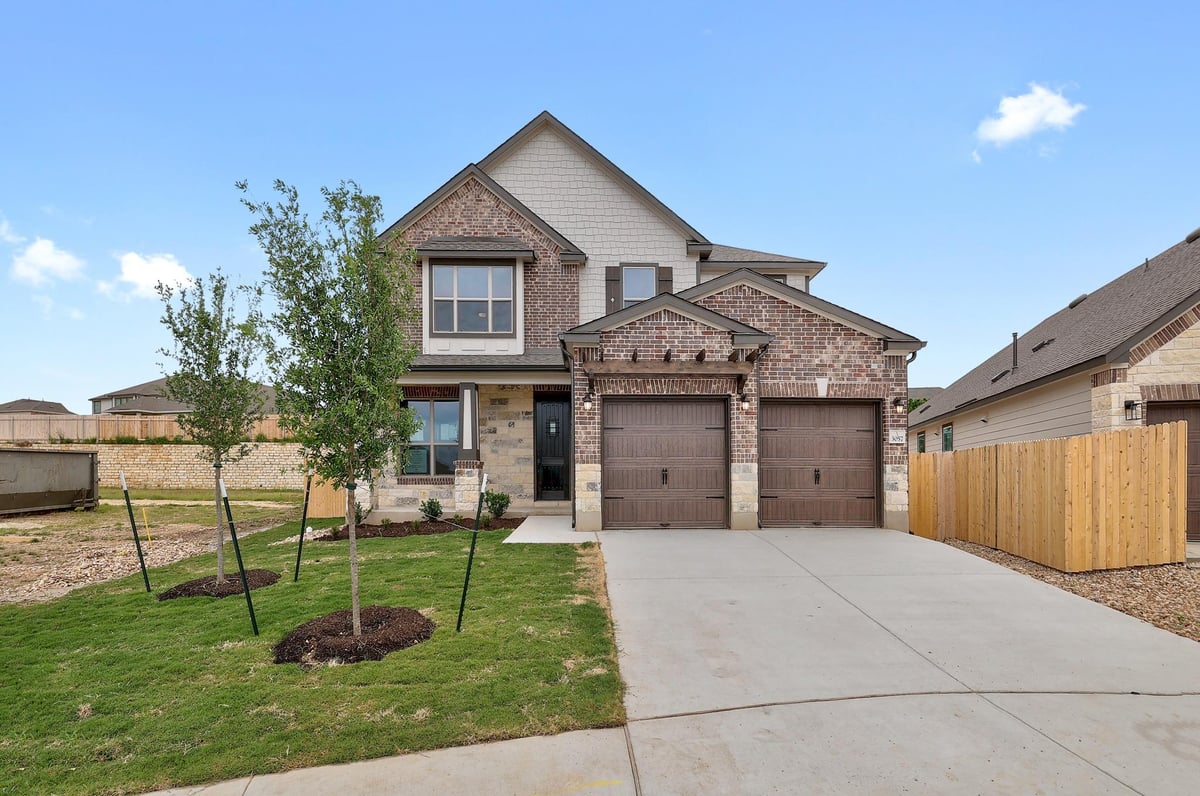 Living area at 3057 Carrizo Ter - 5 bed 3 bath home