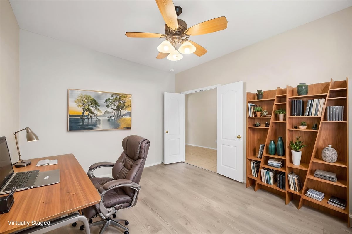 Living area at 306 Olmos Dr - 4 bed 2 bath home