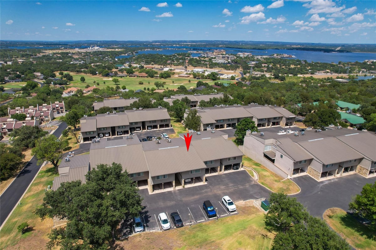 View 306 Out Yonder Unit #162 in High Vista Condos 306 Out Yonder Unit #162 - property photo 1 - Luxury home in High Vista Condos, Horseshoe Bay, TX