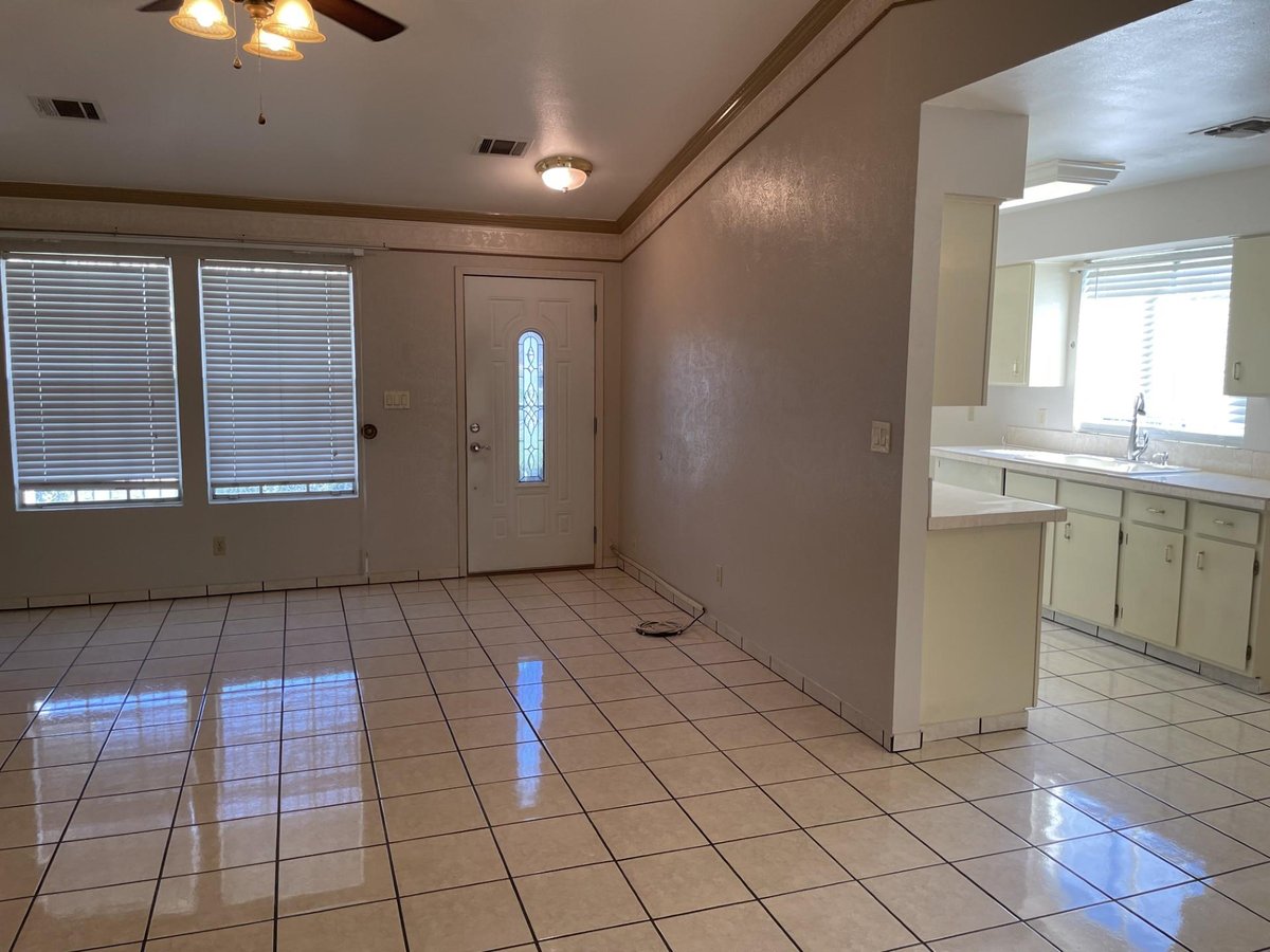 Kitchen at 307  Hickok Ct - 4 bed 3 bath home