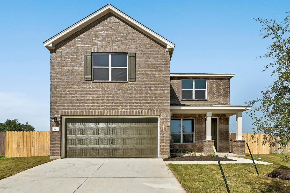 View 307 Summit Dr in Centerpoint Meadows Sub 307 Summit Dr - property photo 1 - Luxury home in Centerpoint Meadows Sub, Lockhart, TX