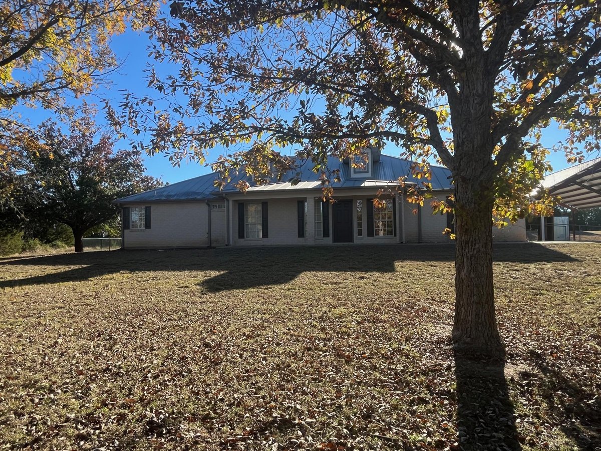 View 3076 County Road 1045 Rd in None 3076 County Road 1045 Rd - front exterior - Luxury home in None, Lampasas, TX