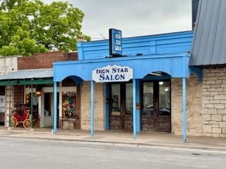 View 308 S Main St in Peter Kerr Por 308 S Main St - front exterior - Luxury home in Peter Kerr Por, Burnet, TX