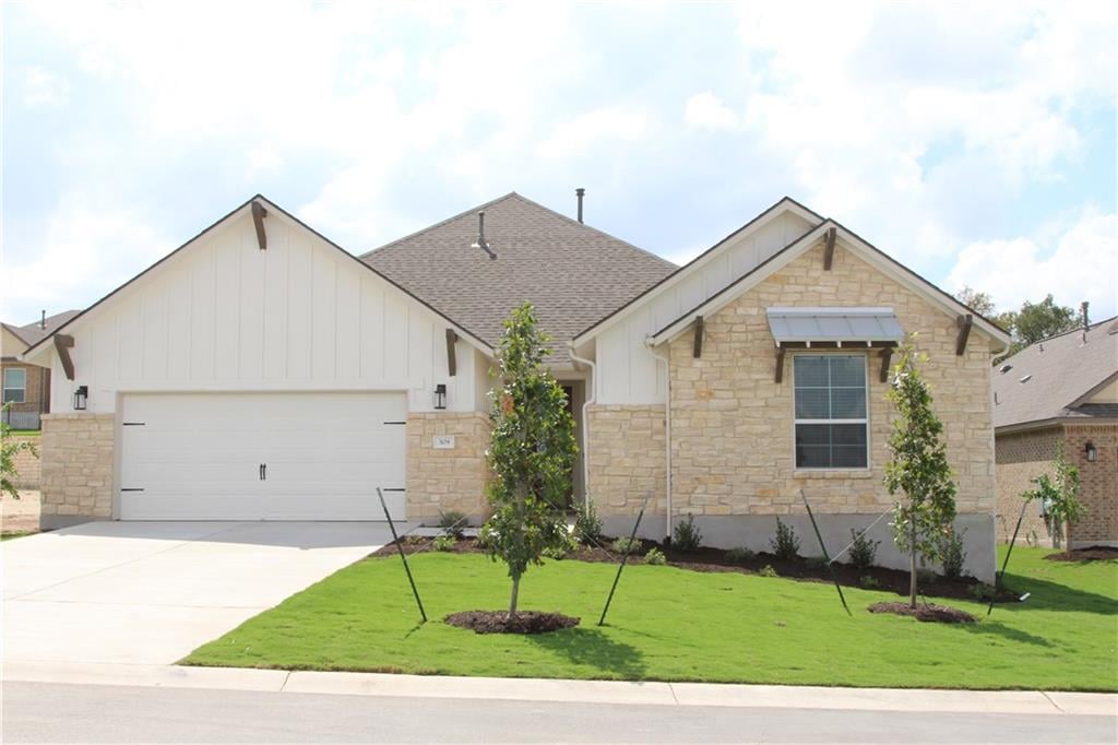 View 309 Dashing Sycamore ST 309 Dashing Sycamore ST - front exterior - Luxury home in San Marcos, TX