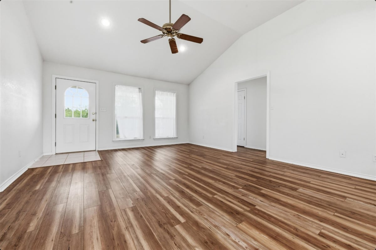 Bathroom at 309 Oakwood Loop - 3 bed 2 bath home