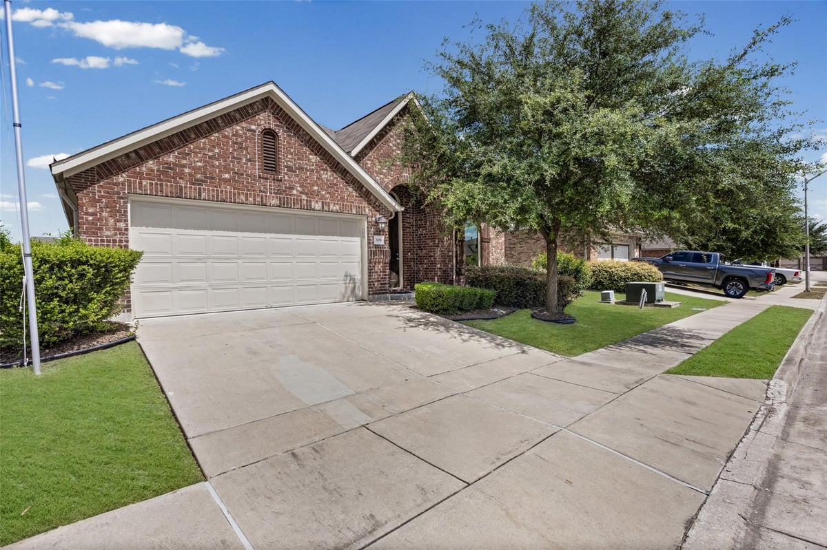 View 309 Willow City VLY in The Meadows At Buda Sec Three-A 309 Willow City VLY - front exterior - Luxury home in The Meadows At Buda Sec Three-A, Buda, TX