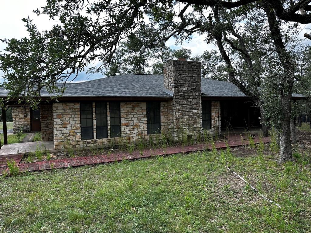 View 31 Carriage House Ln in Heritage Oaks 31 Carriage House Ln - front exterior - Luxury home in Heritage Oaks, Austin, TX