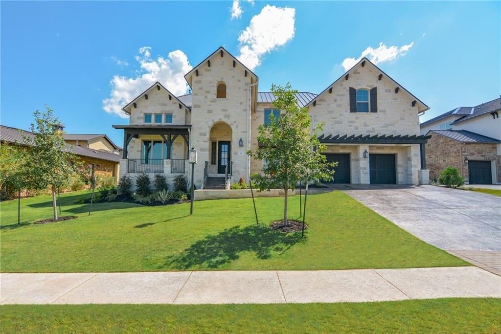 View 310 Bisset CT in Rough Hollow Sec 1 Amdlt1-6, 11 310 Bisset CT - front exterior - Luxury home in Rough Hollow Sec 1 Amdlt1-6, 11, Austin, TX