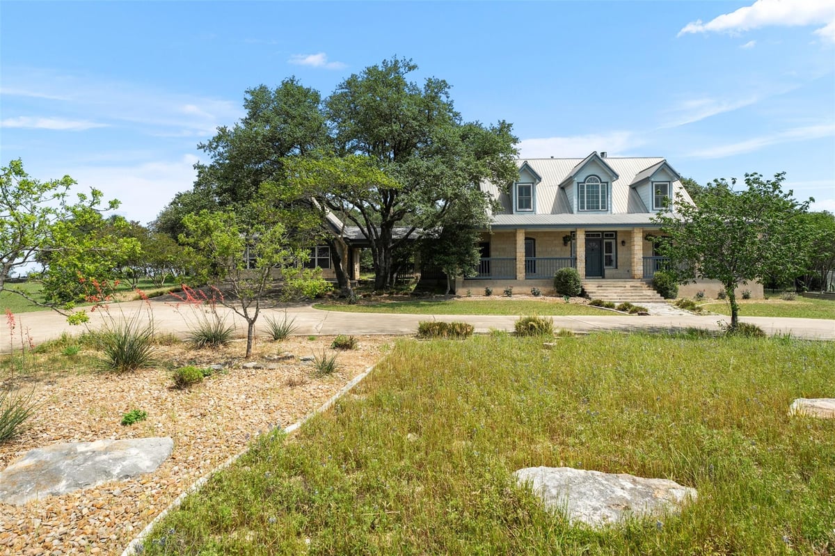 View 310 County Road 317 in East Georgetown ISD Abstracts 310 County Road 317 - front exterior - Luxury home in East Georgetown ISD Abstracts, Georgetown, TX