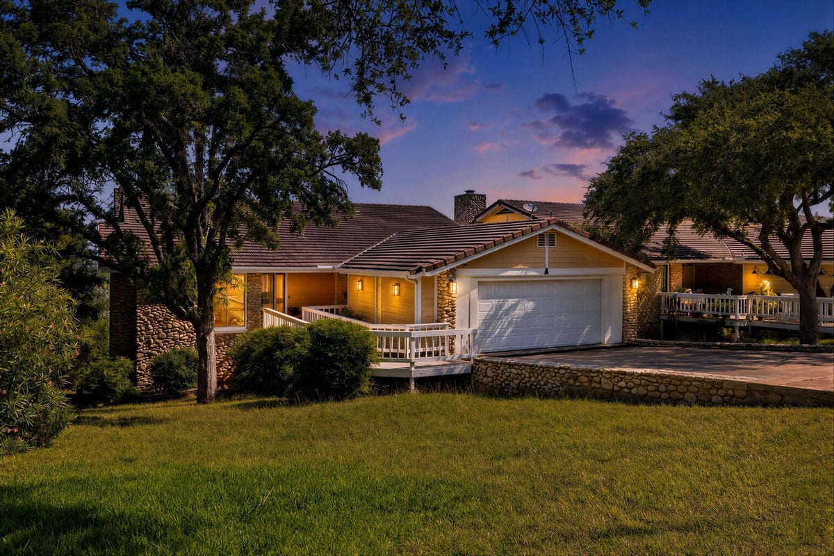 View 310 Dogie DR Unit #A in Bay Hill Deck 310 Dogie DR Unit #A - front exterior - Luxury home in Bay Hill Deck, Horseshoe Bay, TX