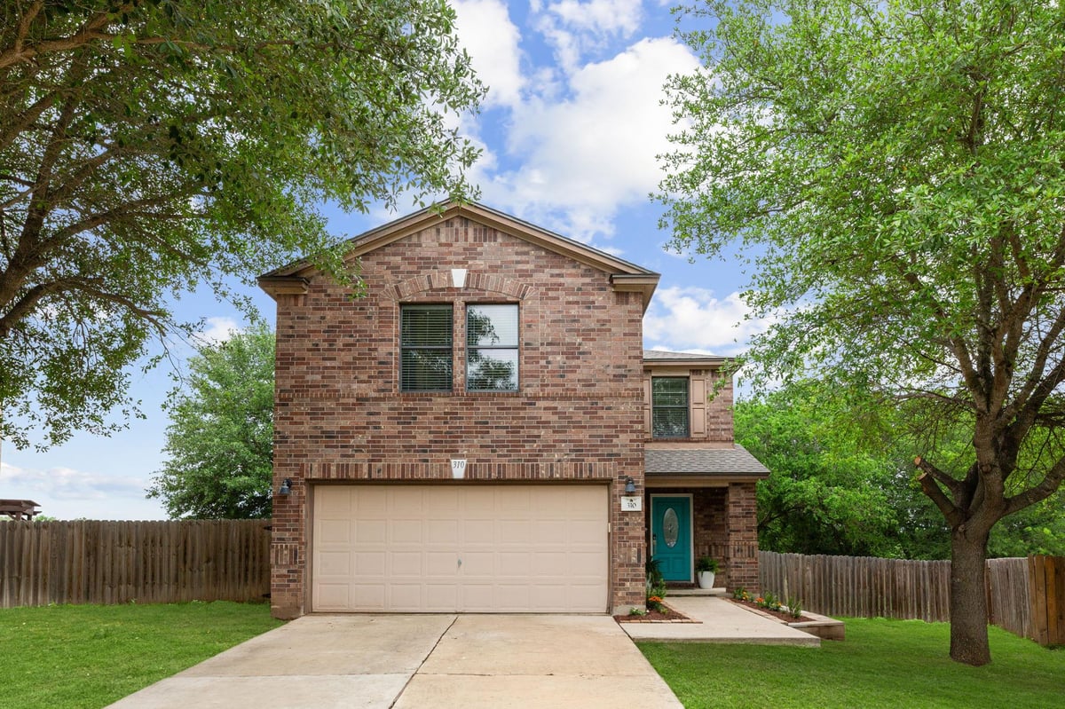 View 310 Myrtle St in Waterleaf Ph B Sec 1 310 Myrtle St - front exterior - Luxury home in Waterleaf Ph B Sec 1, Kyle, TX