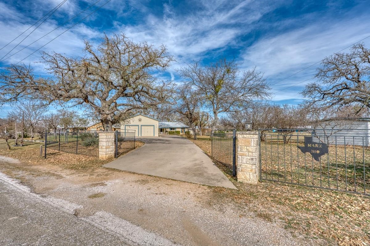 Living area at 310 S Chaparral - 3 bed 2 bath home