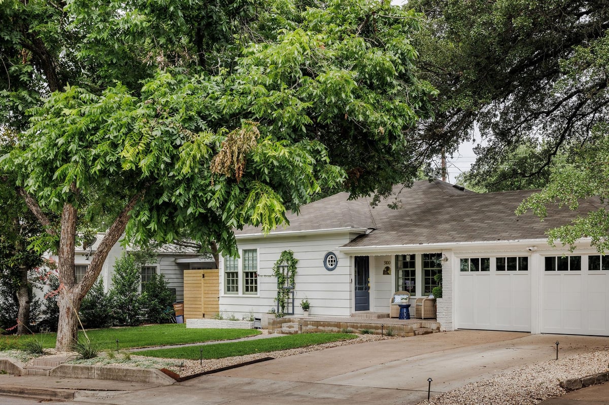 View 3100 Kerbey LN in Brykerwoods B 3100 Kerbey LN - front exterior - Luxury home in Brykerwoods B, Austin, TX