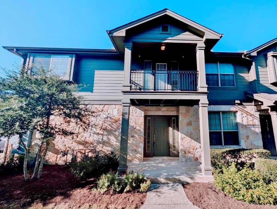 View 3101 Davis LN Unit #6401 in Brodie Heights Condo Amd 3101 Davis LN Unit #6401 - property photo 1 - Luxury home in Brodie Heights Condo Amd, Austin, TX