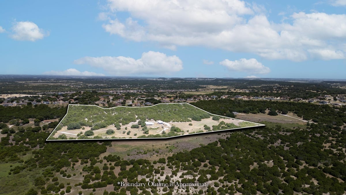 View 3101 Deer Flat DR in (C5301) OAK HILL 3101 Deer Flat DR - property photo 1 - Luxury home in (C5301) OAK HILL, Copperas Cove, TX